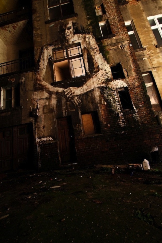 15 Really Weird, Amazing and Interesting Examples of Street Art