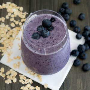 Blueberry-Oatmeal-Smoothie-Pick-Fresh-Foods-4